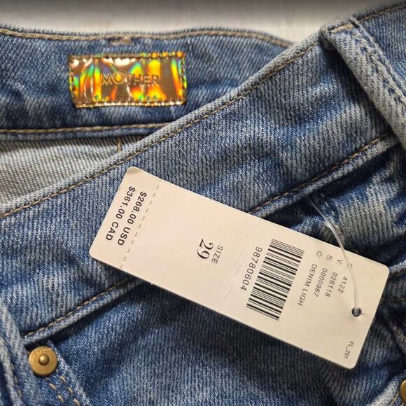 29 Mother (from Anthropologie) The Weekender Fray mid-rise Jeans in Glow Up - Picture 6 of 11